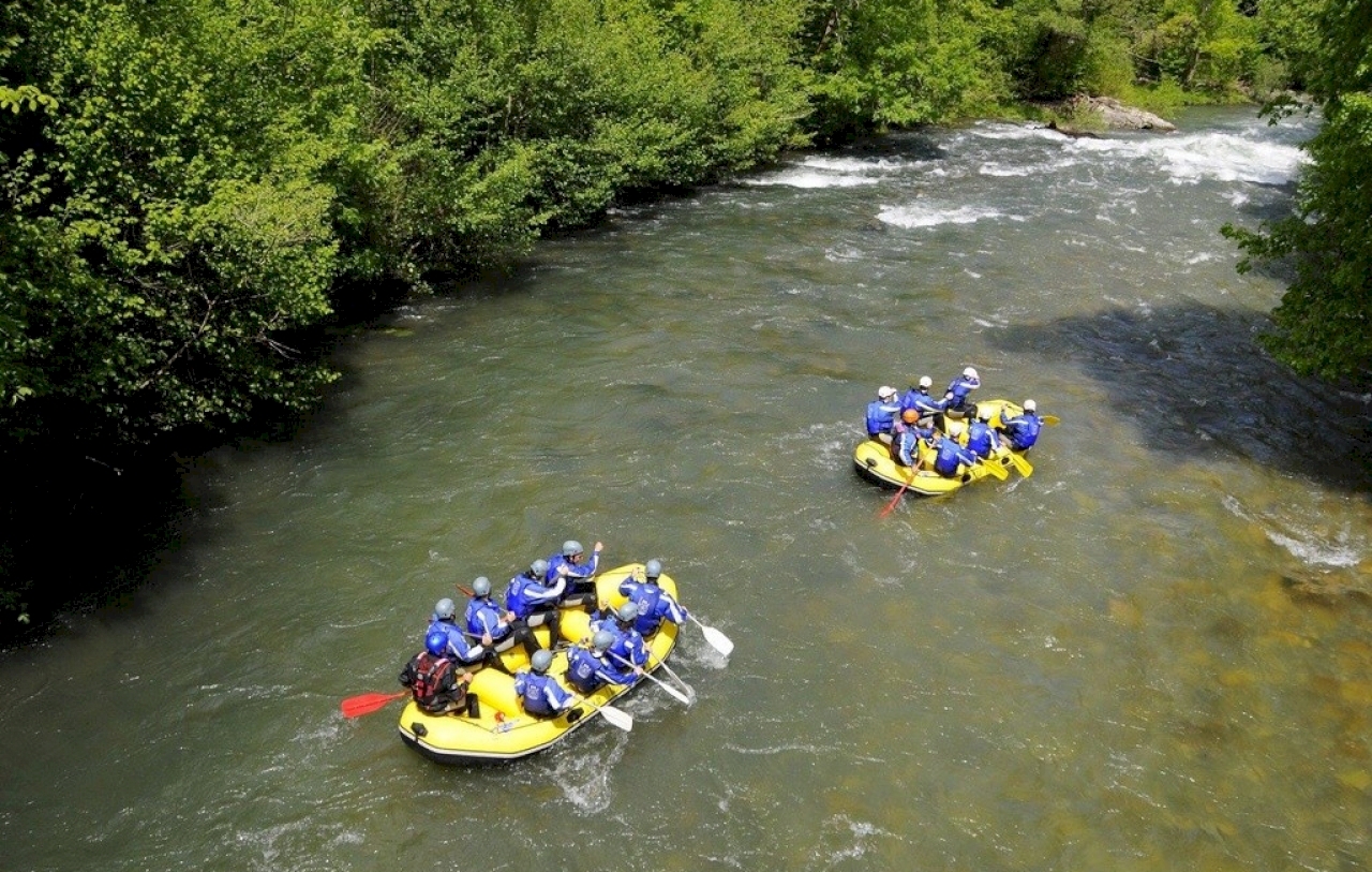 Programa de Naturaleza y Deporte: "LAGOS DE COVADONGA, PICOS Y RÍO SELLA"