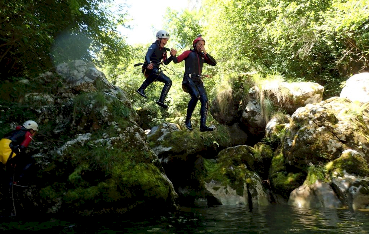 Week-end Aventura en PAREJA - Valle del Sella - 2 Noches