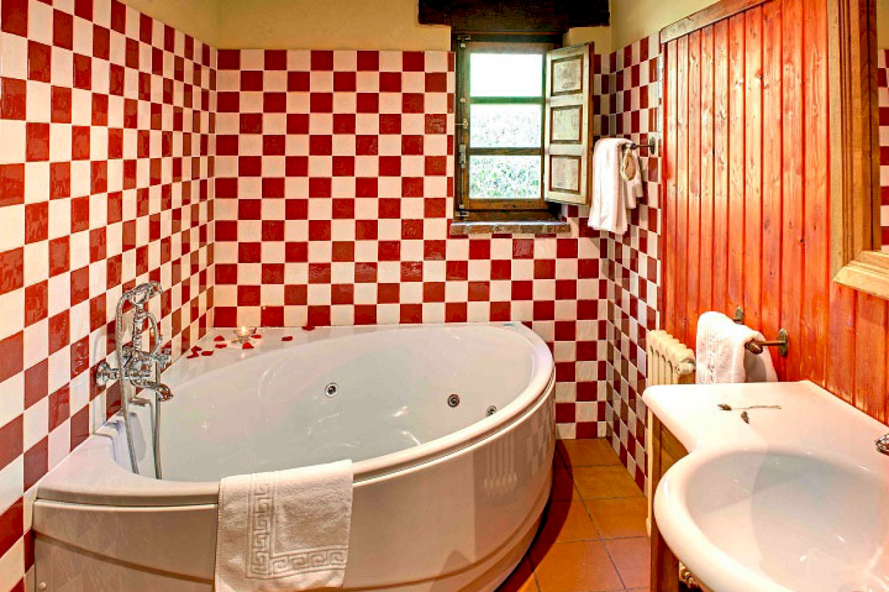 HOTEL RURAL LA MONTAÑA MÁGICA